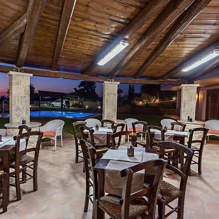 Lejlighed With 2 Bedrooms In Kaloniktis-rethymno, With Pool Access And *