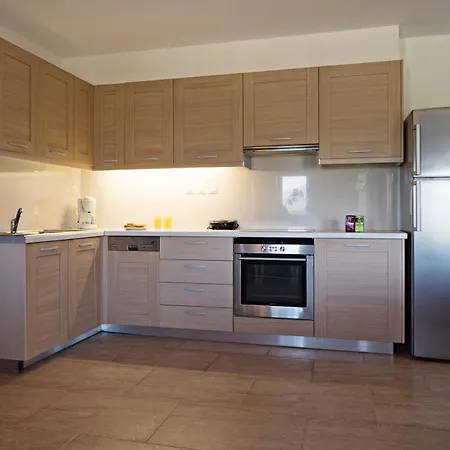 With 2 Bedrooms In Kaloniktis-rethymno, With Pool Access And Resmo